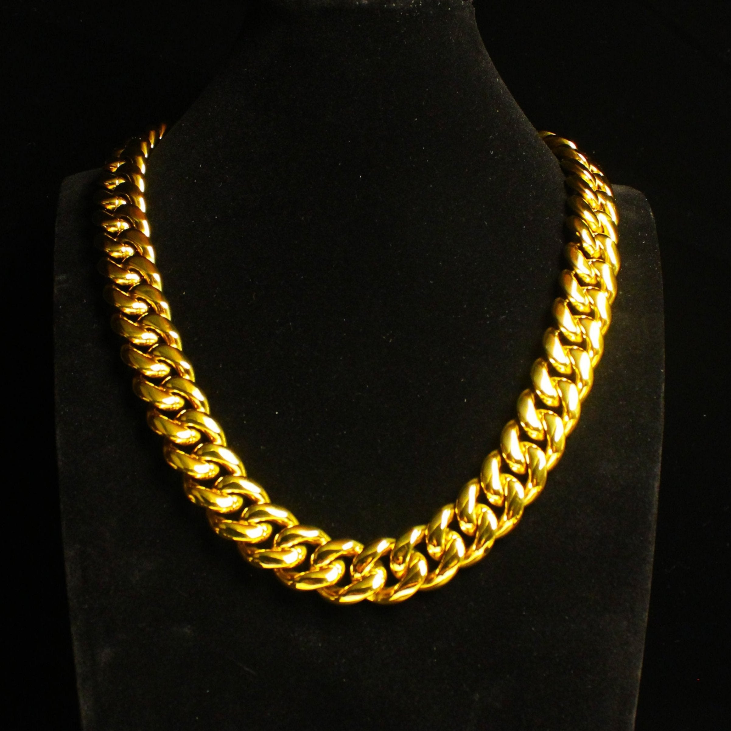 18mm Miami Cuban Link Choker