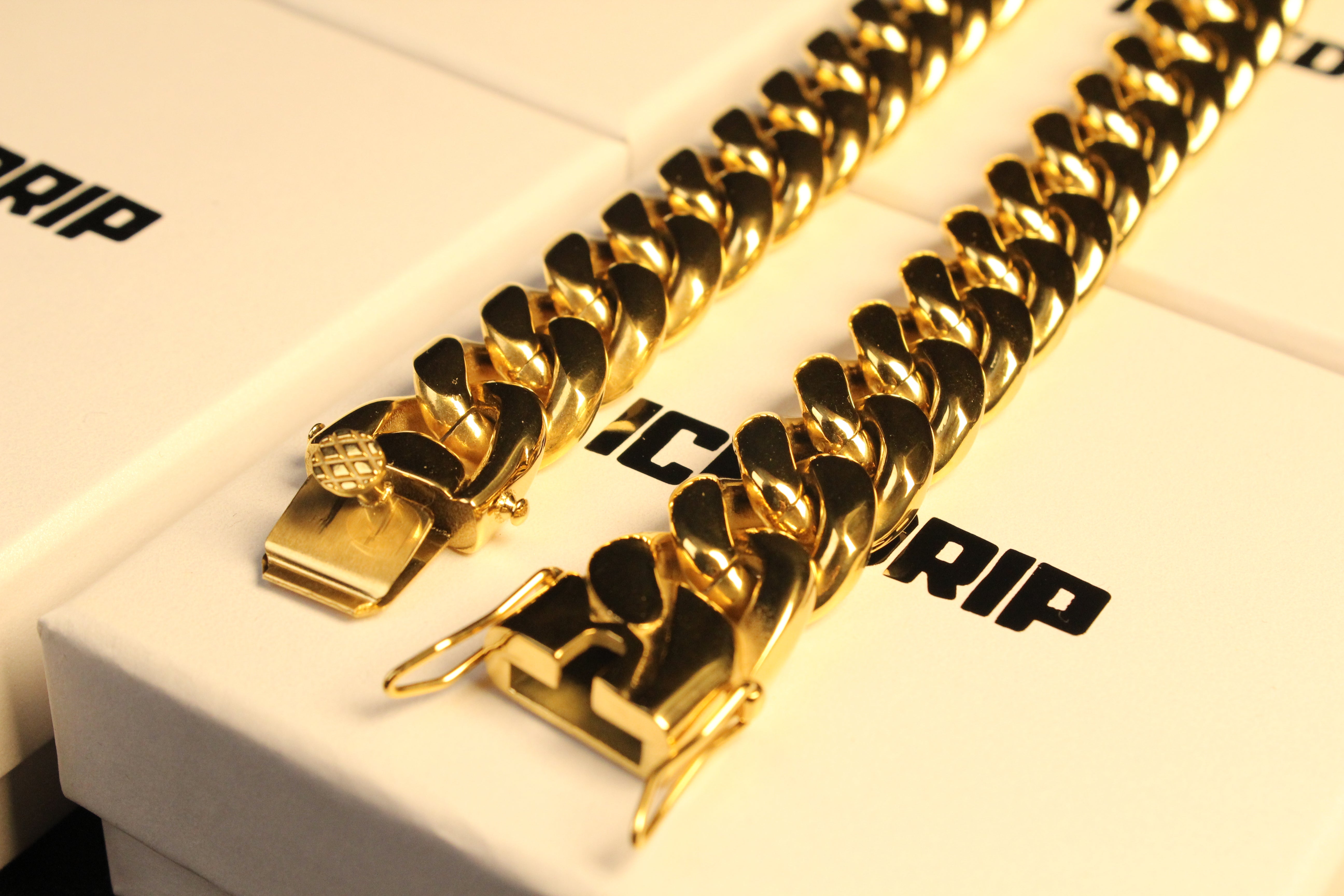 18mm Miami Cuban Link Choker