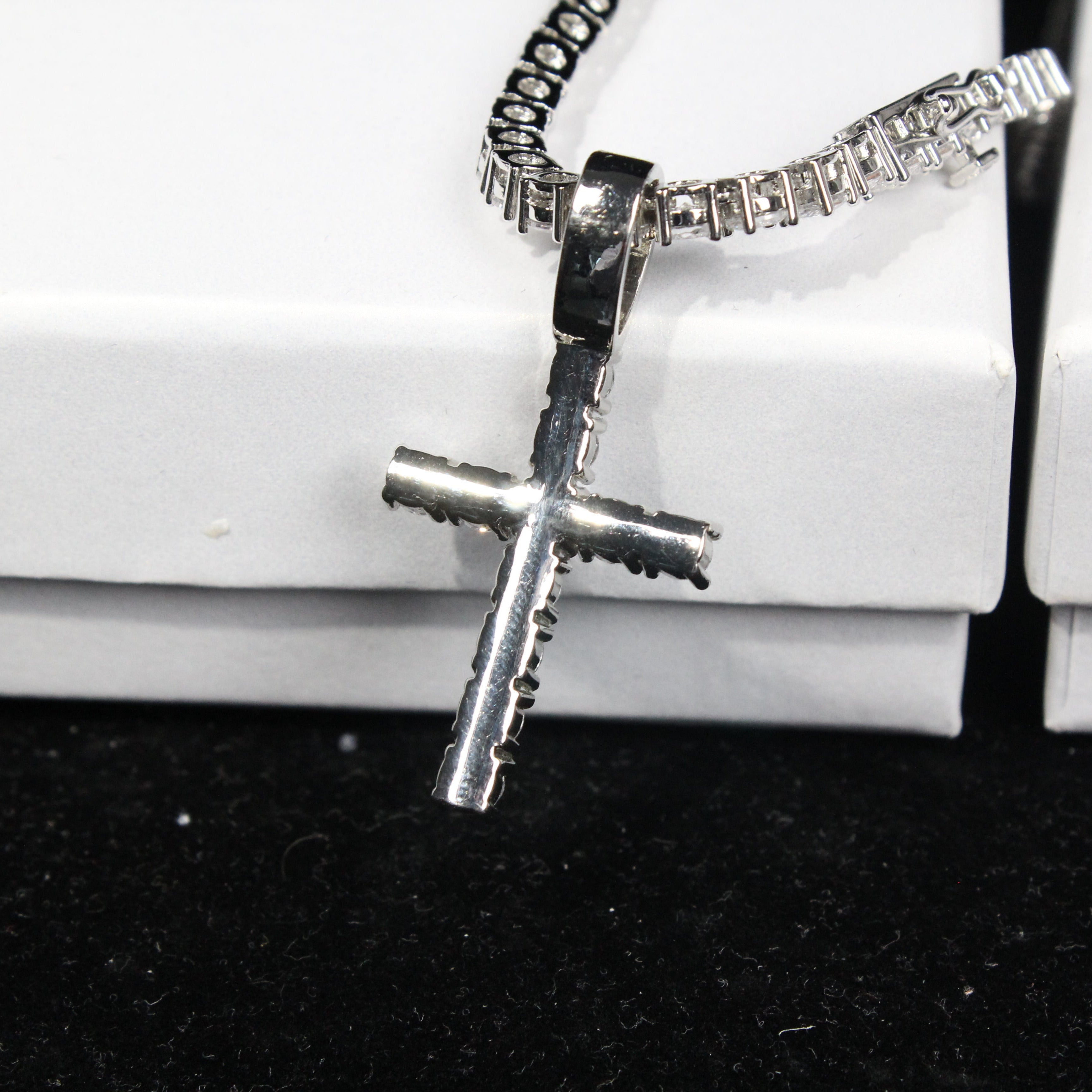 Bundle White Gold Cross + 4mm Tennis Chain