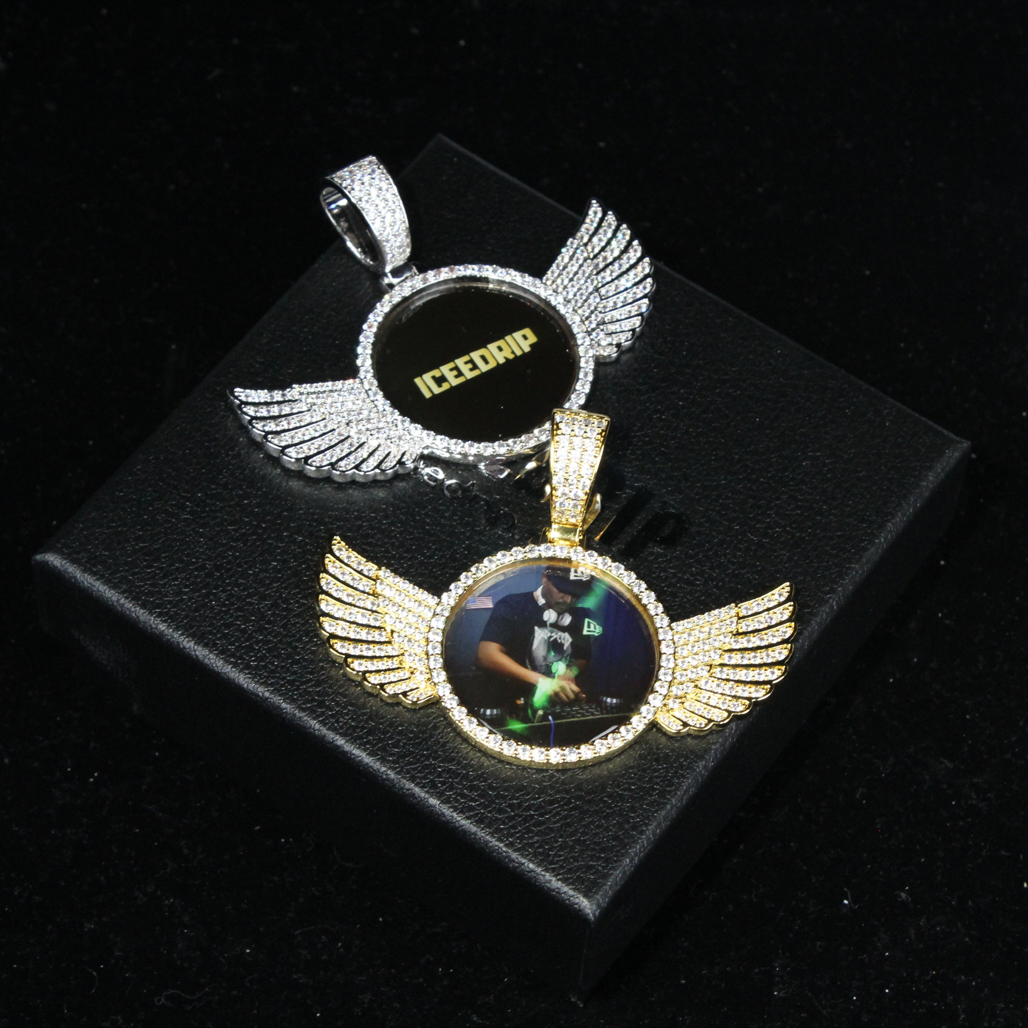 3D Circle With Wings Custom Picture Pendant