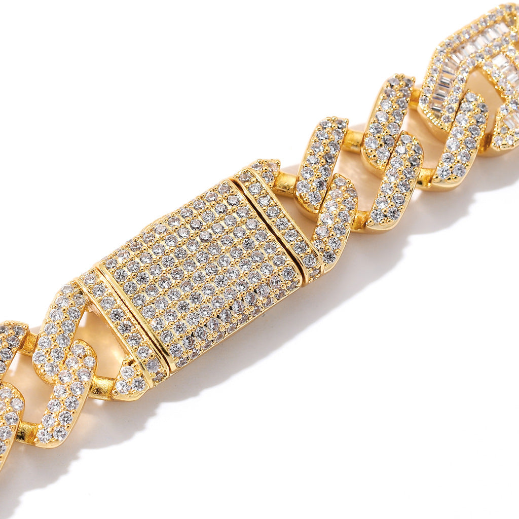 15mm 18K Gold Prong Baguette Curb Chain